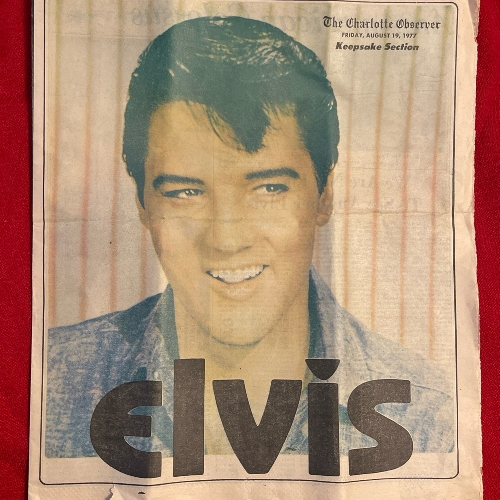 Vintage Elvis Newspaper Keepsake Charlotte August 19 . 1977